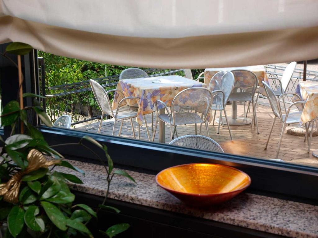 Hotel Alberello 리바 델 이탈리아 베로나 외부 사진