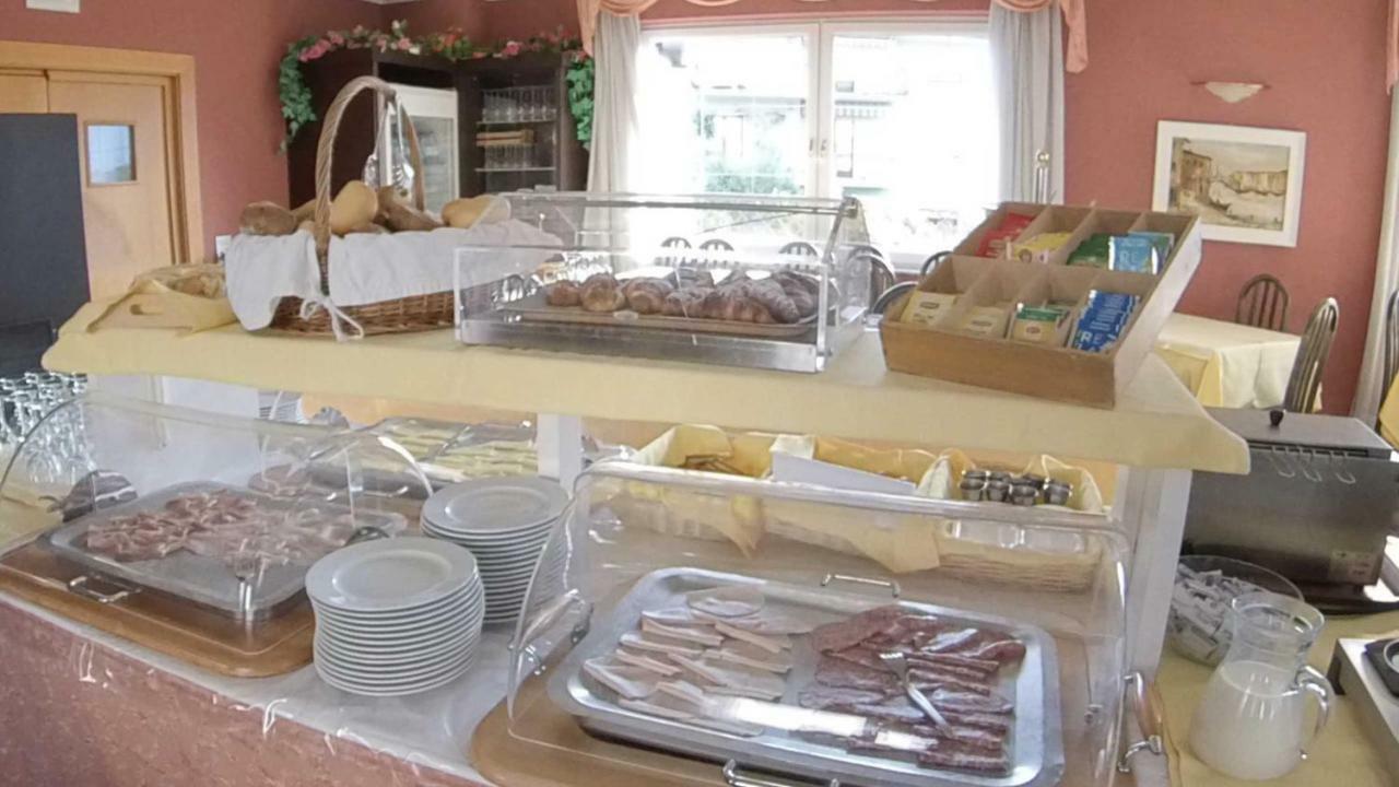 Hotel Alberello 리바 델 이탈리아 베로나 외부 사진
