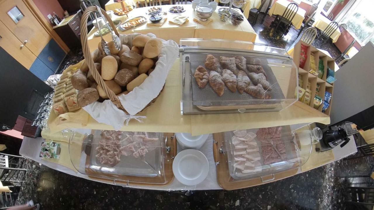 Hotel Alberello 리바 델 이탈리아 베로나 외부 사진