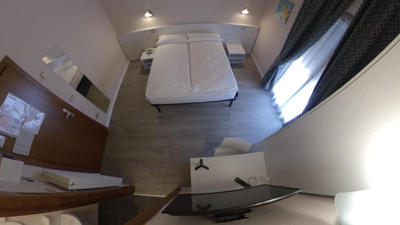 Hotel Alberello 리바 델 이탈리아 베로나 외부 사진